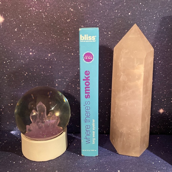 Bliss Where There’s Smoke Eyeliner 12-Hr - Picture 4 of 4